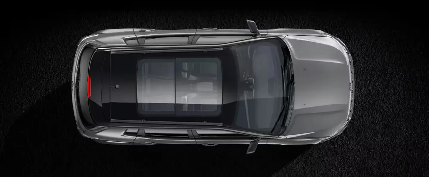 MY23-Compass-Exterior-Feature-Panel-Gloss-Black-Roof-Desktop.jpg.img.1440_webp
